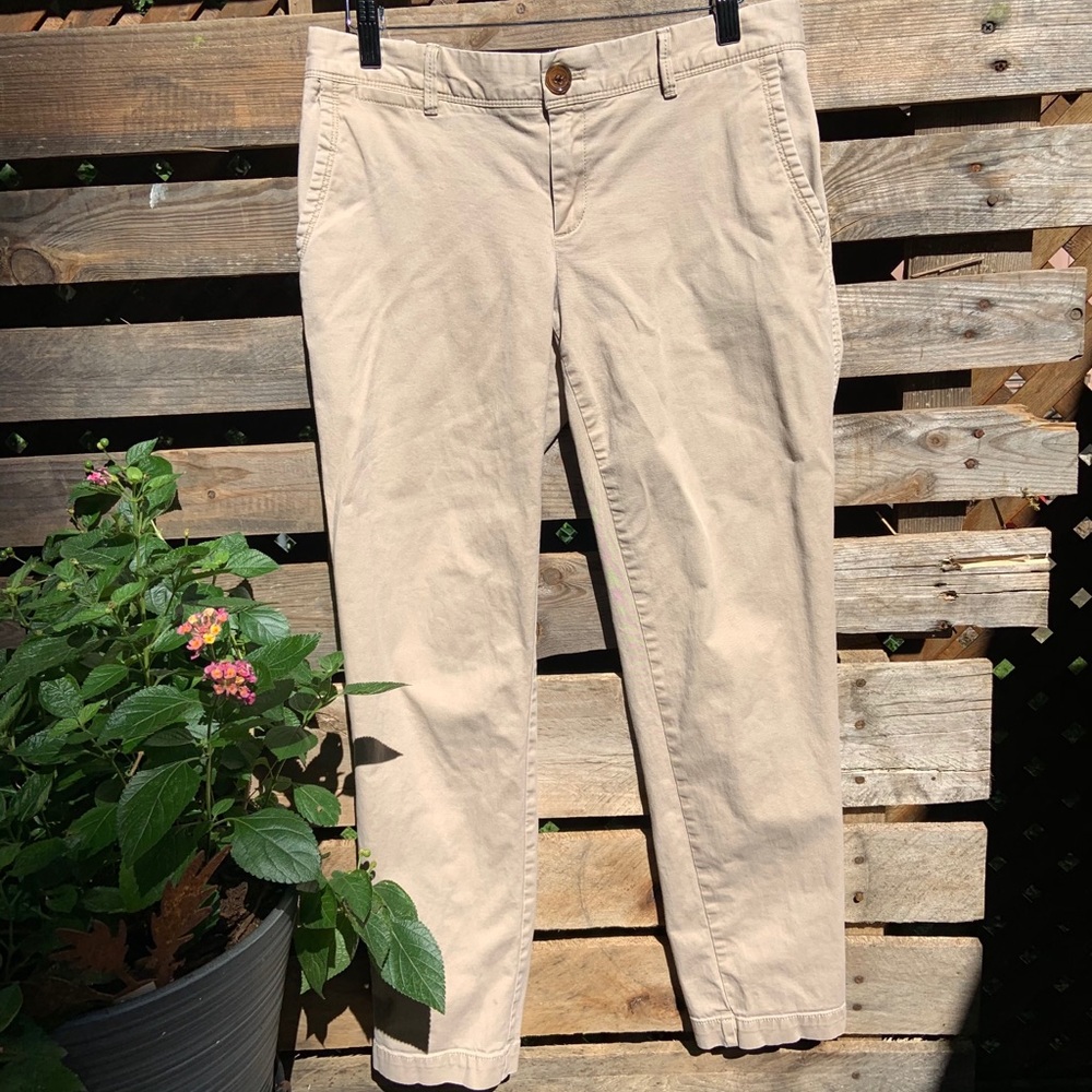 🌻Banana Republic Khaki City Chino Pants Size 2